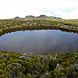 Le Piton de l'eau. Les Puy Ramond en arrière plan